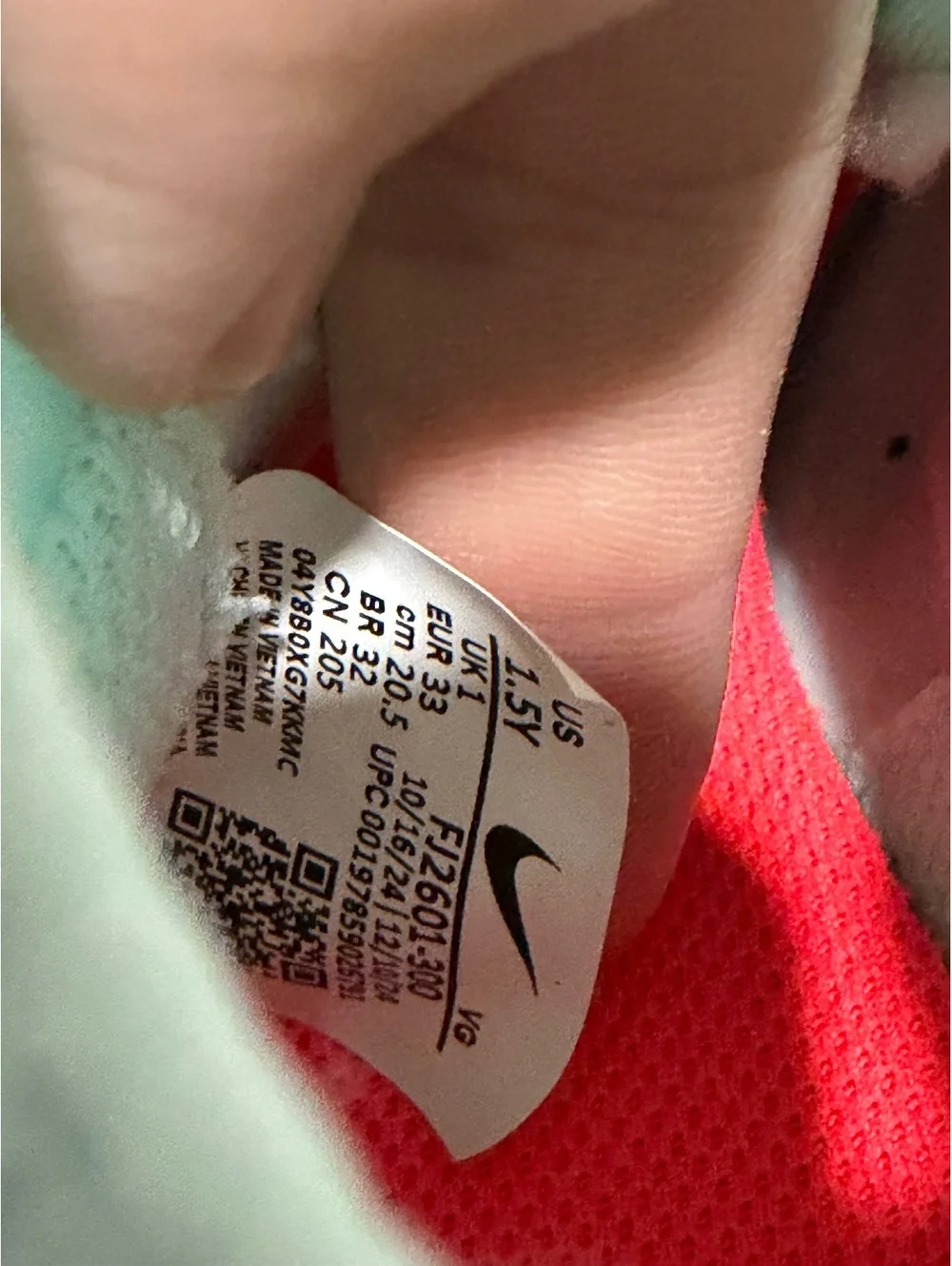 Nike size 5y